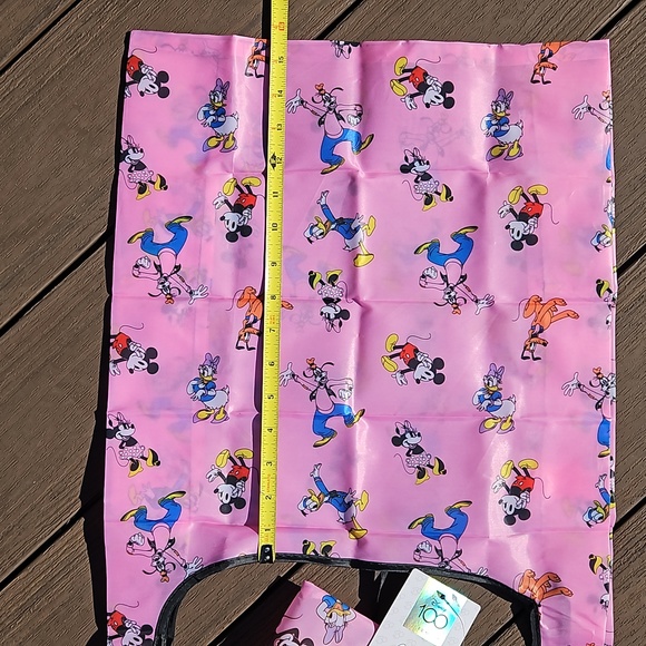 DISNEY AND FRIENDS FOLDAWAY TOTE - Picture 8 of 11